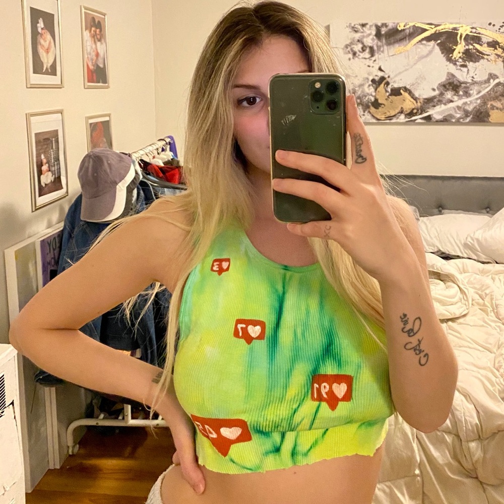 Tie-dye crop top